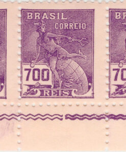 306 - Vovó - 700 Reis - Tira de 4 (1936/37)-0